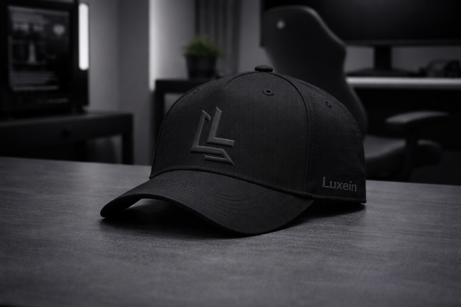 LUXEIN CAP